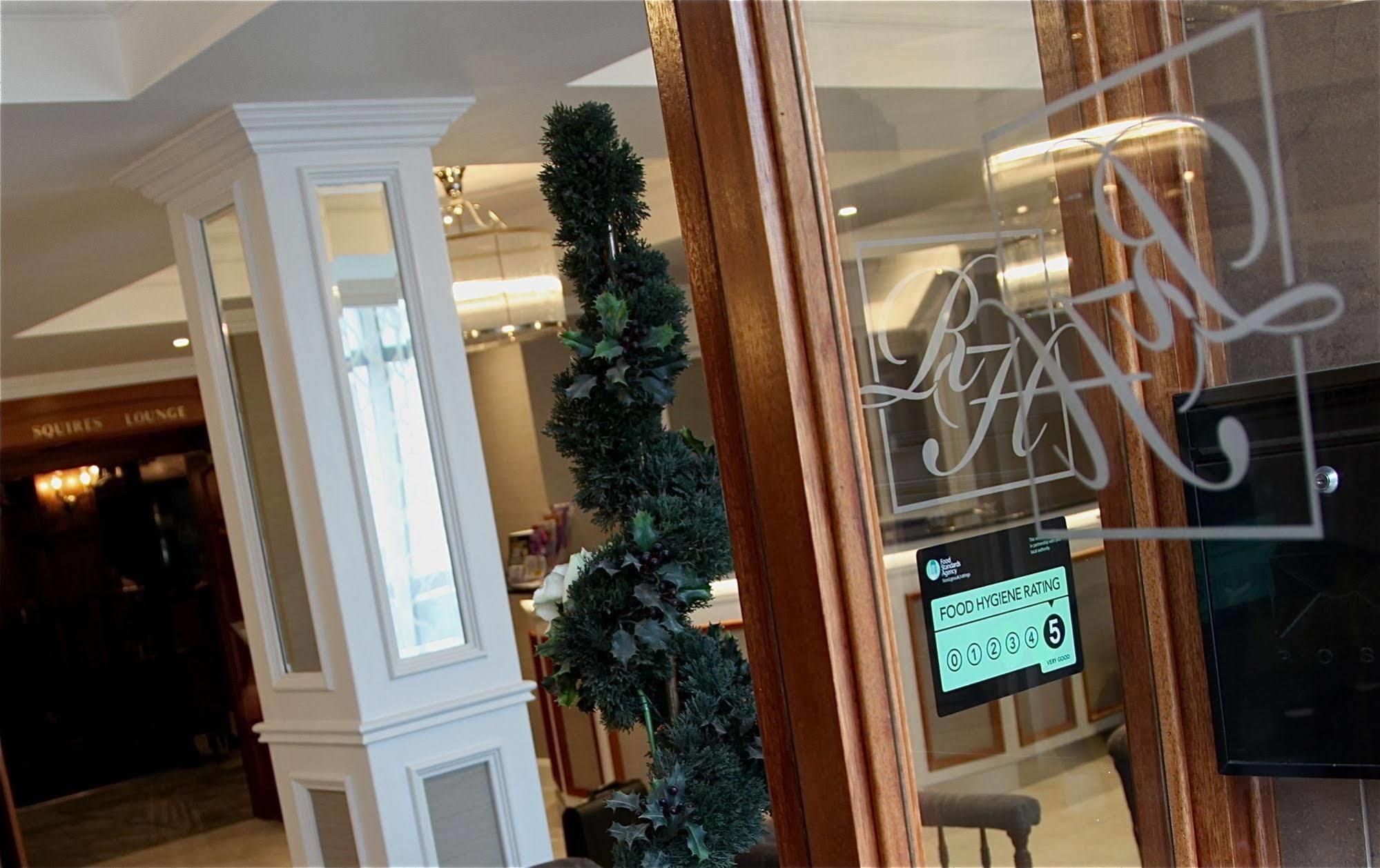 The Royal Hotel Кукстаун Екстер'єр фото